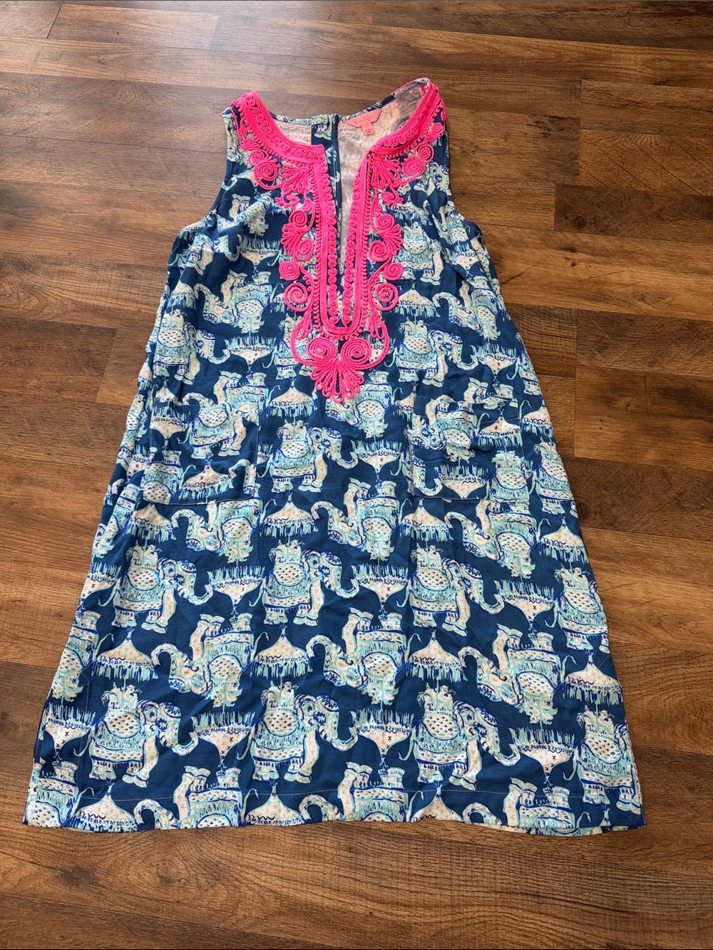 Lilly Pulitzer Carlotta Shift
Dress - Picture 3 of 8